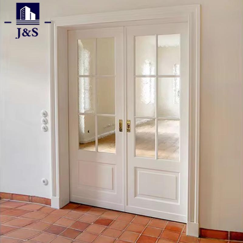 Innerdør i massivt tre